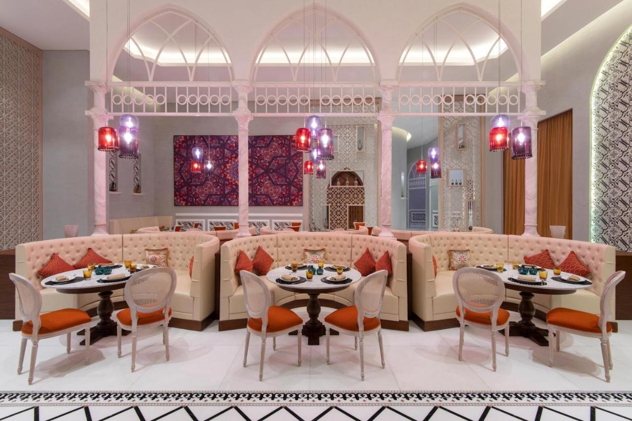 多哈阿尔梅斯拉豪华典藏水疗度假村 外观 照片 The interior of the restaurant